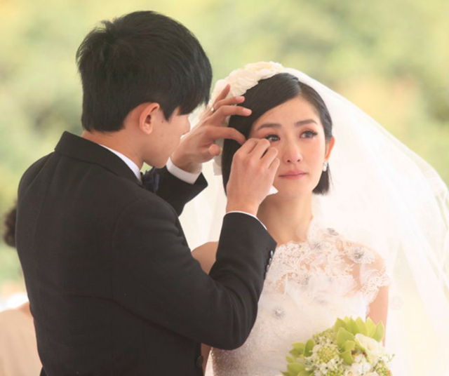 曝明星洞房夜奇葩糗事 侯佩岑激战15小时(图)