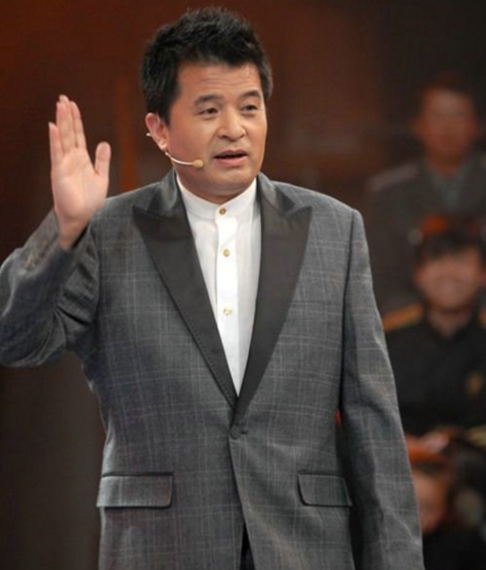 曝毕福剑混乱私生活：甩娇妻 包小三 搞外遇