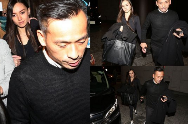 澳门大亨周焯华带情人度假 缠绵热吻旁若无人