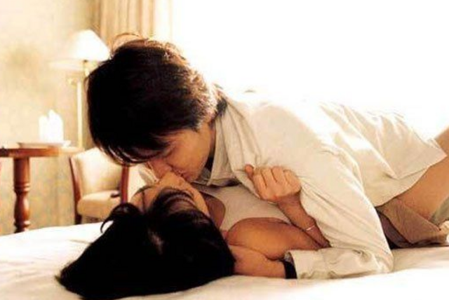 激情戏不用替身 揭露点惨被拍的美艳女星(图)