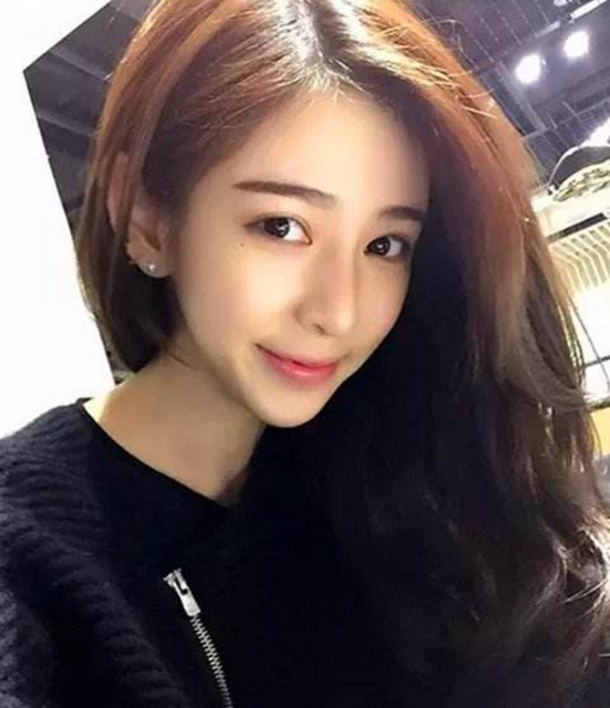 撩妹小能手 王思聪16任绯闻女友现状