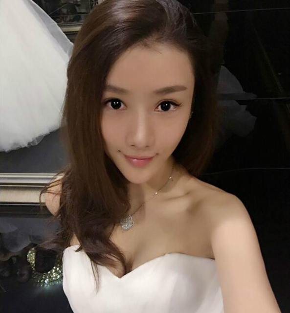 撩妹小能手 王思聪16任绯闻女友现状